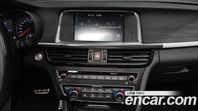 Kia K5 2018 — photo 14