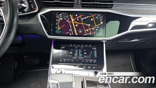Audi A7 2021 — photo 14