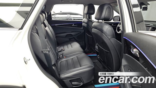 Kia Sorento 2017 — photo 12