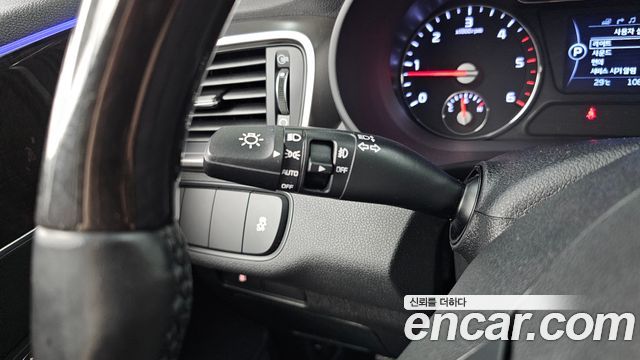 Kia Sorento 2017 — photo 14