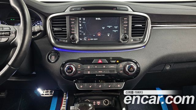 Kia Sorento 2017 — photo 15