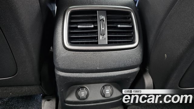 Kia Sorento 2017 — photo 18