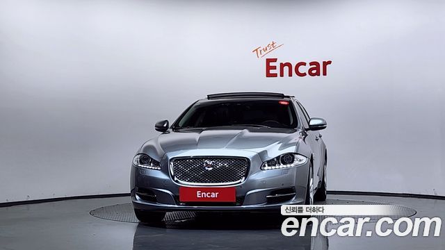 Jaguar XJ 2014 — photo 3