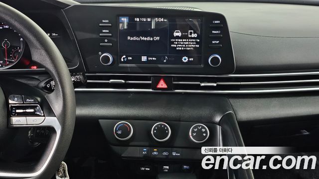 Hyundai AVANTE 2021 — photo 19