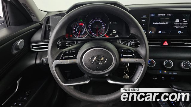 Hyundai AVANTE 2021 — photo 20