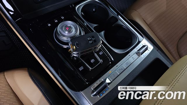 Kia Canival 2021 — photo 9