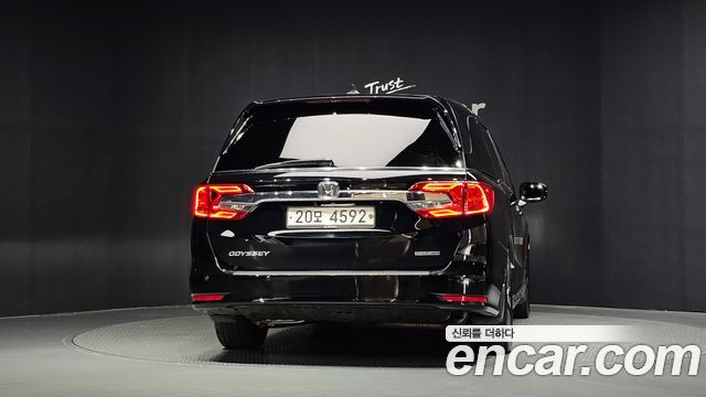 Honda Odyssey 2019 — photo 4