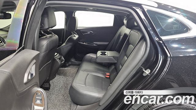 Chevrolet Korea Malibu 2018 — photo 11