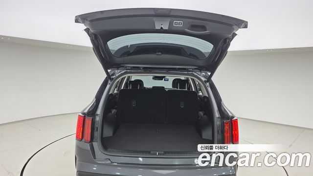 Kia Sorento 2023 — photo 17