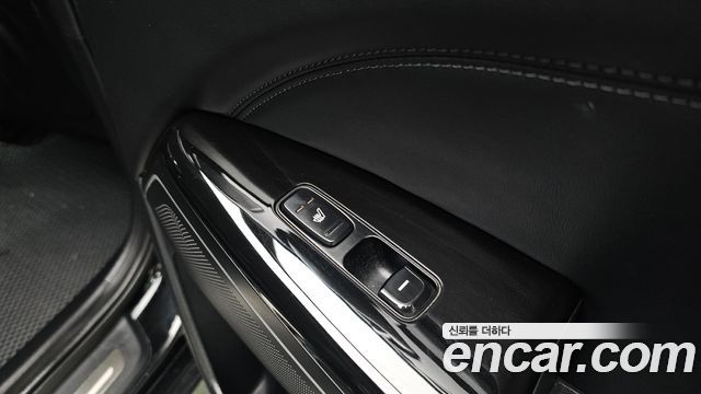 Kia K7 2016 — photo 19