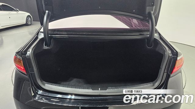 Kia K7 2016 — photo 20