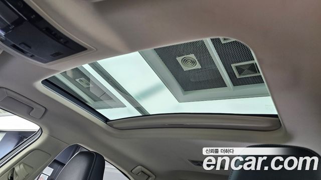 Lexus NX 2016 — photo 18