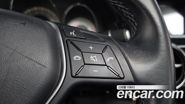 Mercedes-Benz GLK-Class 2014 — photo 17