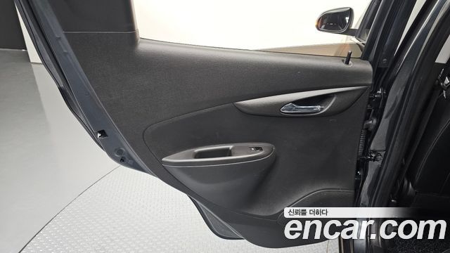 Chevrolet Korea Spark 2018 — photo 15