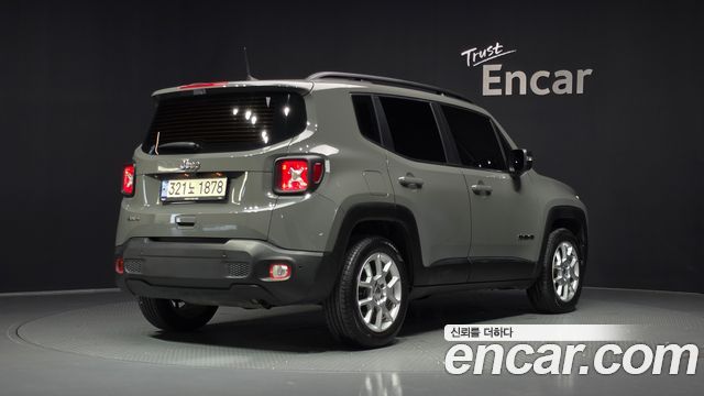 Jeep Renegade 2022 — photo 2