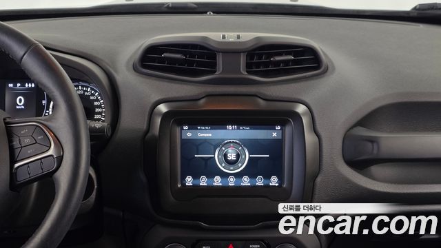 Jeep Renegade 2022 — photo 19