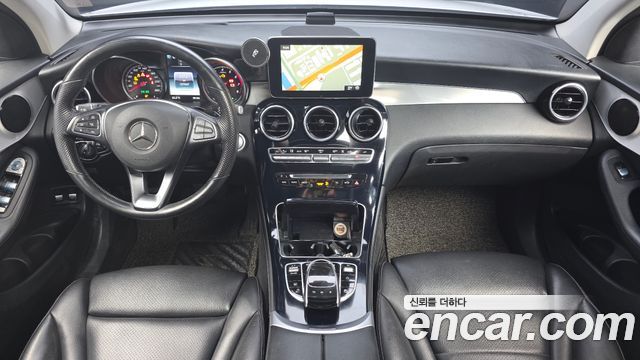 Mercedes-Benz GLC-Class 2019 — photo 7