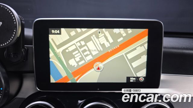 Mercedes-Benz GLC-Class 2019 — photo 14