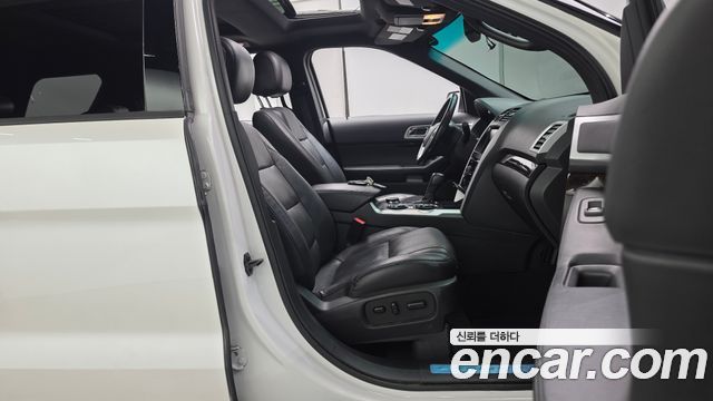 Ford Explorer 2015 — photo 11