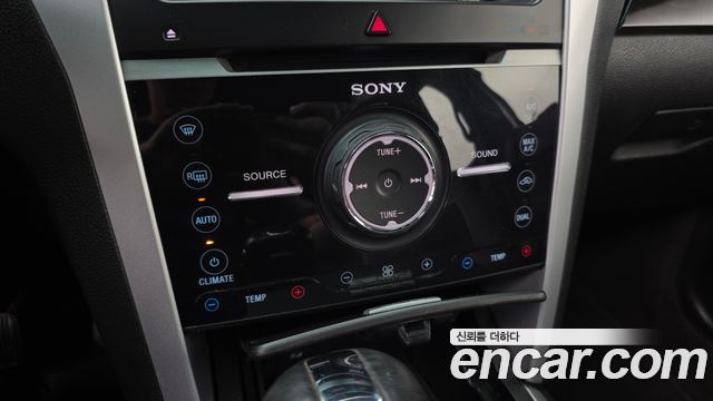Ford Explorer 2015 — photo 17