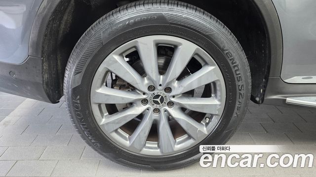 Mercedes-Benz GLC-Class 2019 — photo 5