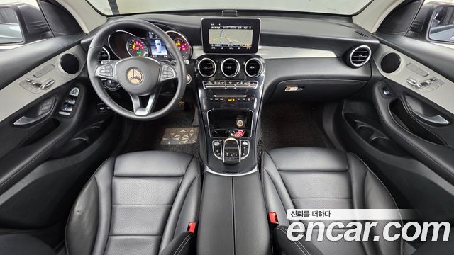 Mercedes-Benz GLC-Class 2019 — photo 10