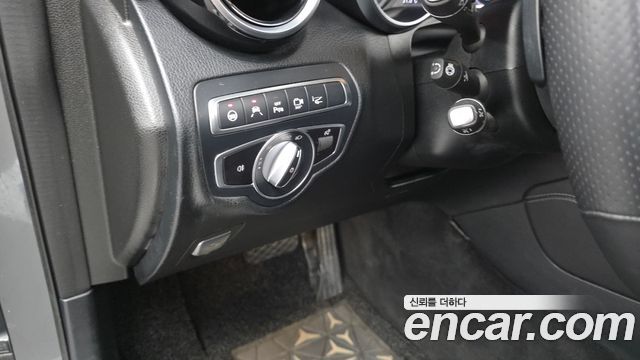 Mercedes-Benz GLC-Class 2019 — photo 23