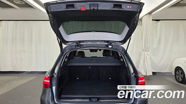Mercedes-Benz GLC-Class 2019 — photo 26