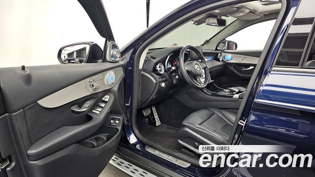 Mercedes-Benz GLC-Class 2019 — photo 13