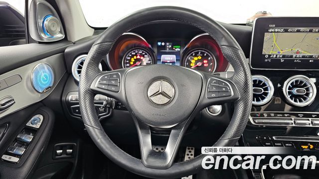 Mercedes-Benz GLC-Class 2019 — photo 19