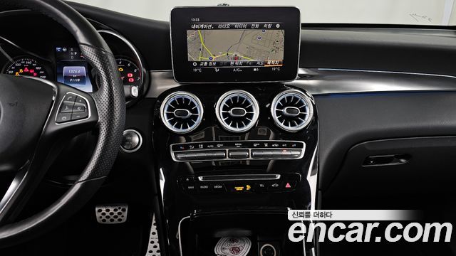 Mercedes-Benz GLC-Class 2019 — photo 20