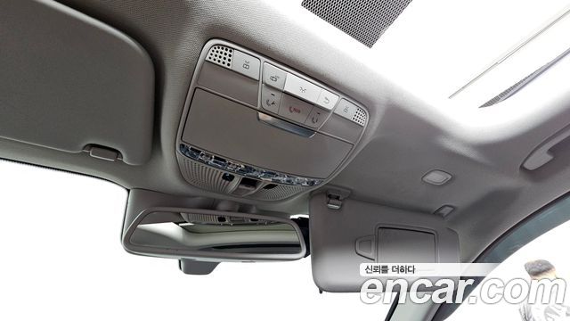 Mercedes-Benz GLC-Class 2019 — photo 27