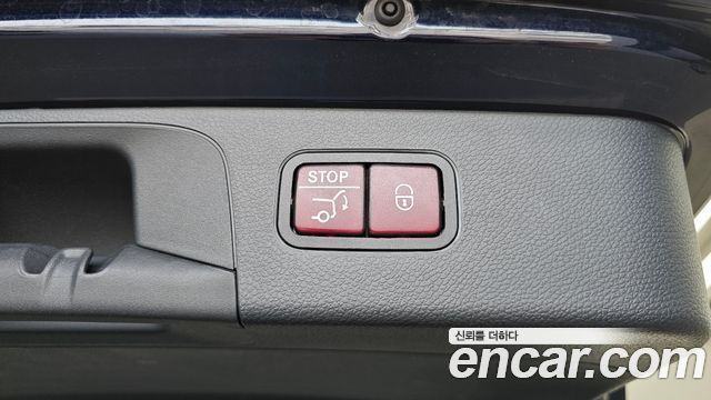 Mercedes-Benz GLC-Class 2019 — photo 32