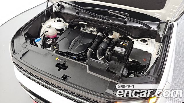 Hyundai Santafe 2024 — photo 6