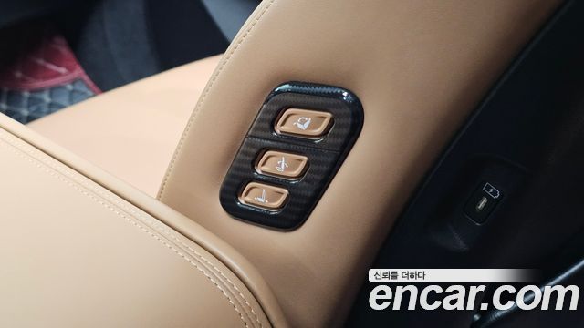 Hyundai Santafe 2024 — photo 29