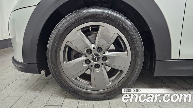 Mini Cooper 2023 — photo 5