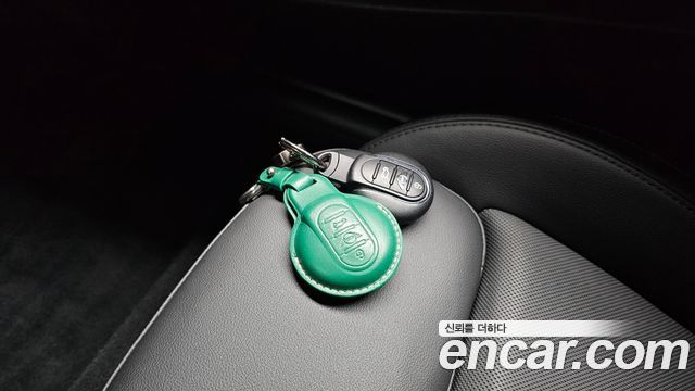 Mini Cooper 2023 — photo 21
