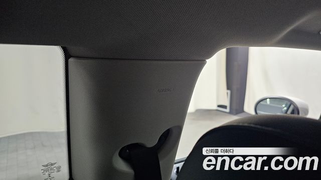 Mini Cooper 2023 — photo 31