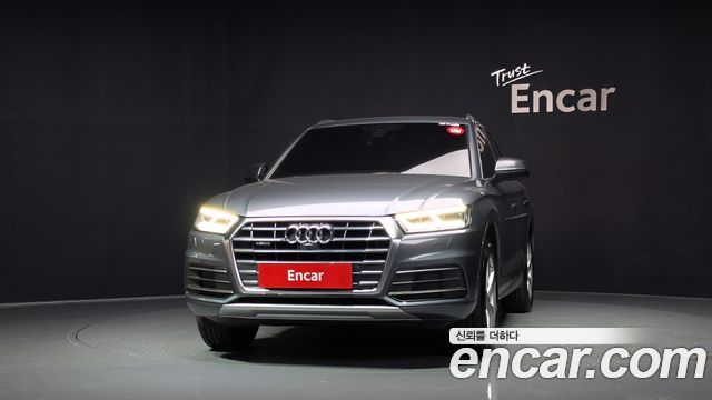 Audi Q5 2020 — photo 3