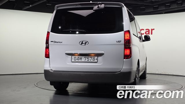 Hyundai Starex 2019 — photo 4