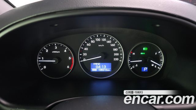 Hyundai Starex 2019 — photo 8