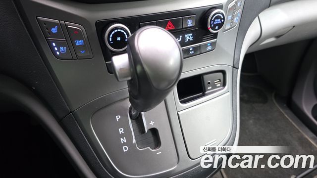 Hyundai Starex 2019 — photo 9