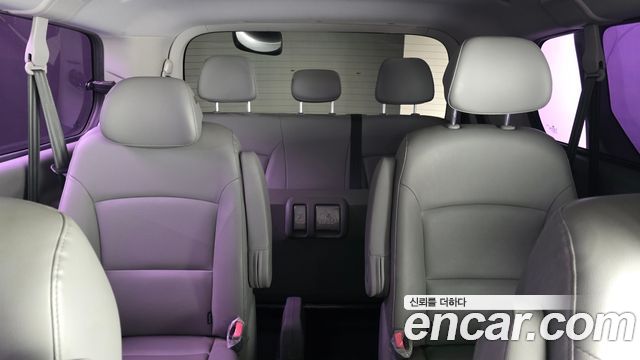 Hyundai Starex 2019 — photo 19