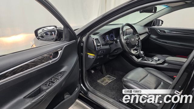 Hyundai Grandeur 2018 — photo 10