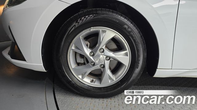 Hyundai AVANTE 2023 — photo 5