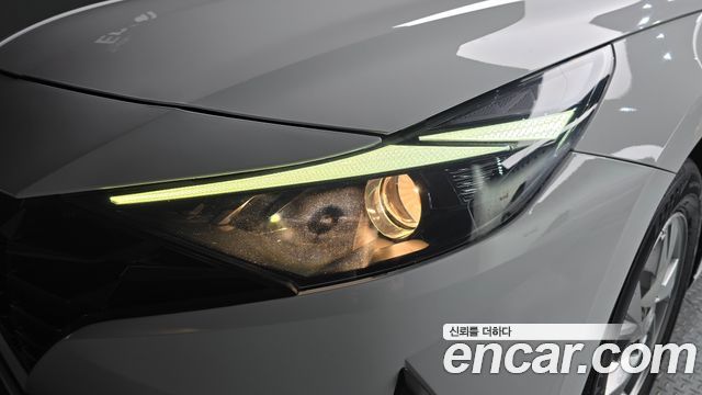 Hyundai AVANTE 2023 — photo 8