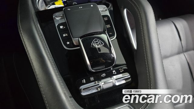 Mercedes-Benz GLS-Class 2022 — photo 26