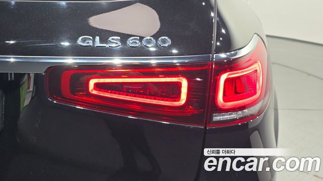 Mercedes-Benz GLS-Class 2022 — photo 9