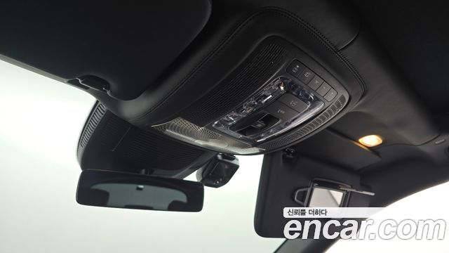 Mercedes-Benz GLS-Class 2022 — photo 27