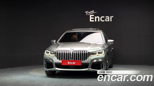 BMW 7-Series 2020 — photo 3